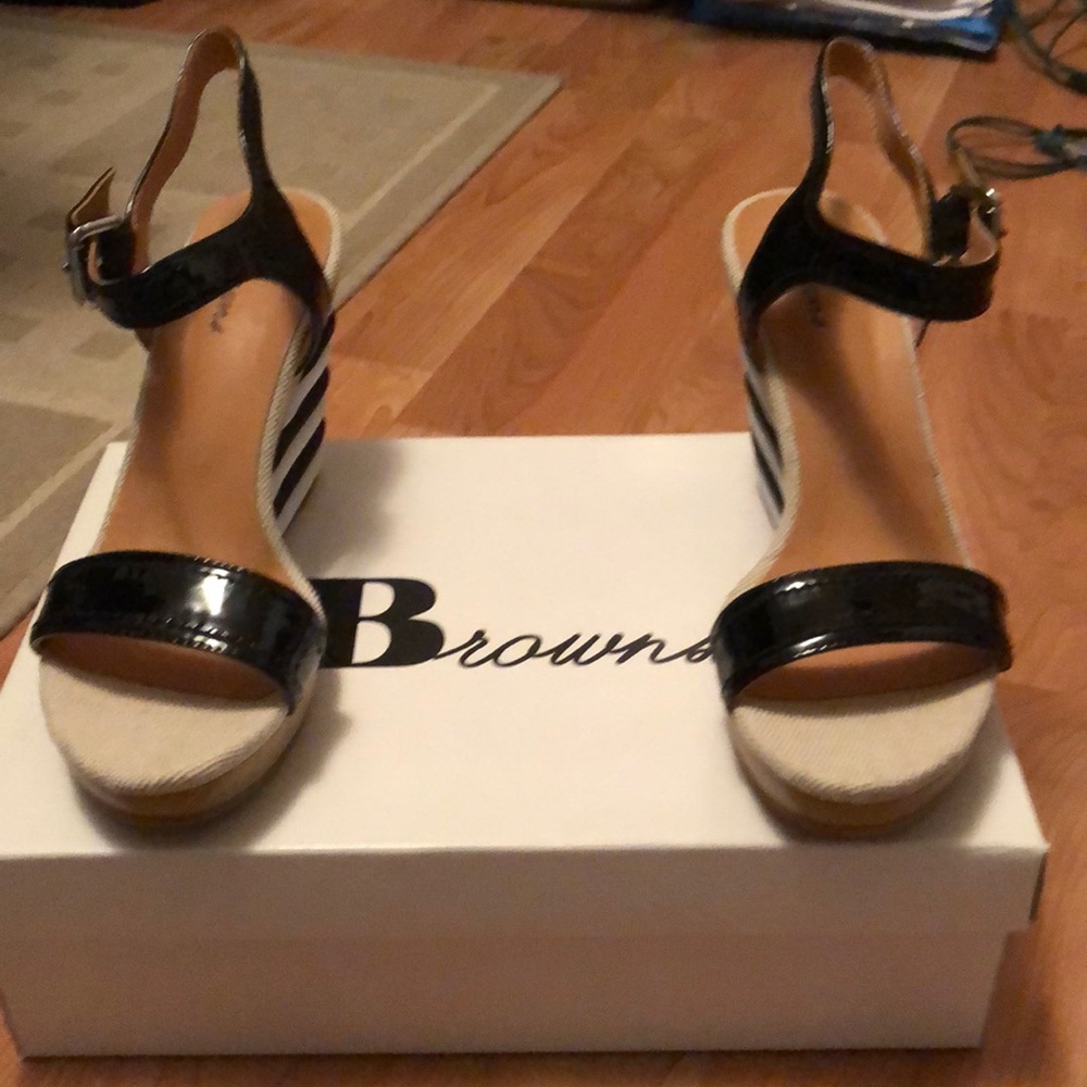 Browns Sandals